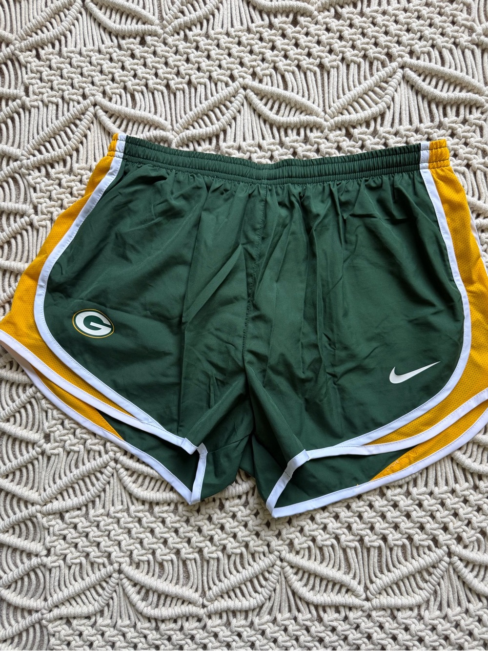 Women's Large-Nike Dri-FIT NFL Shorts GB